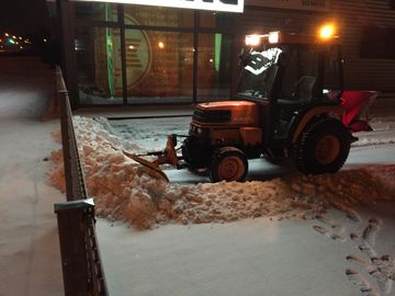BäuMer Service rund ums Haus Tischler Wilhelmshaven Winterdienst
